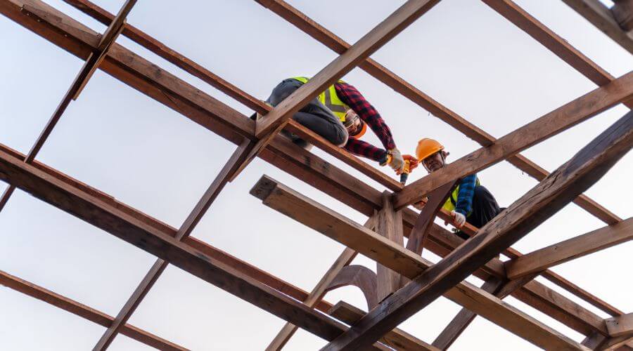 Expert Emergency Roof Repairs services in Albany, OH